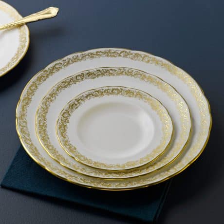 Aves Gold Narrow Band Build A Dinner Service Product Image