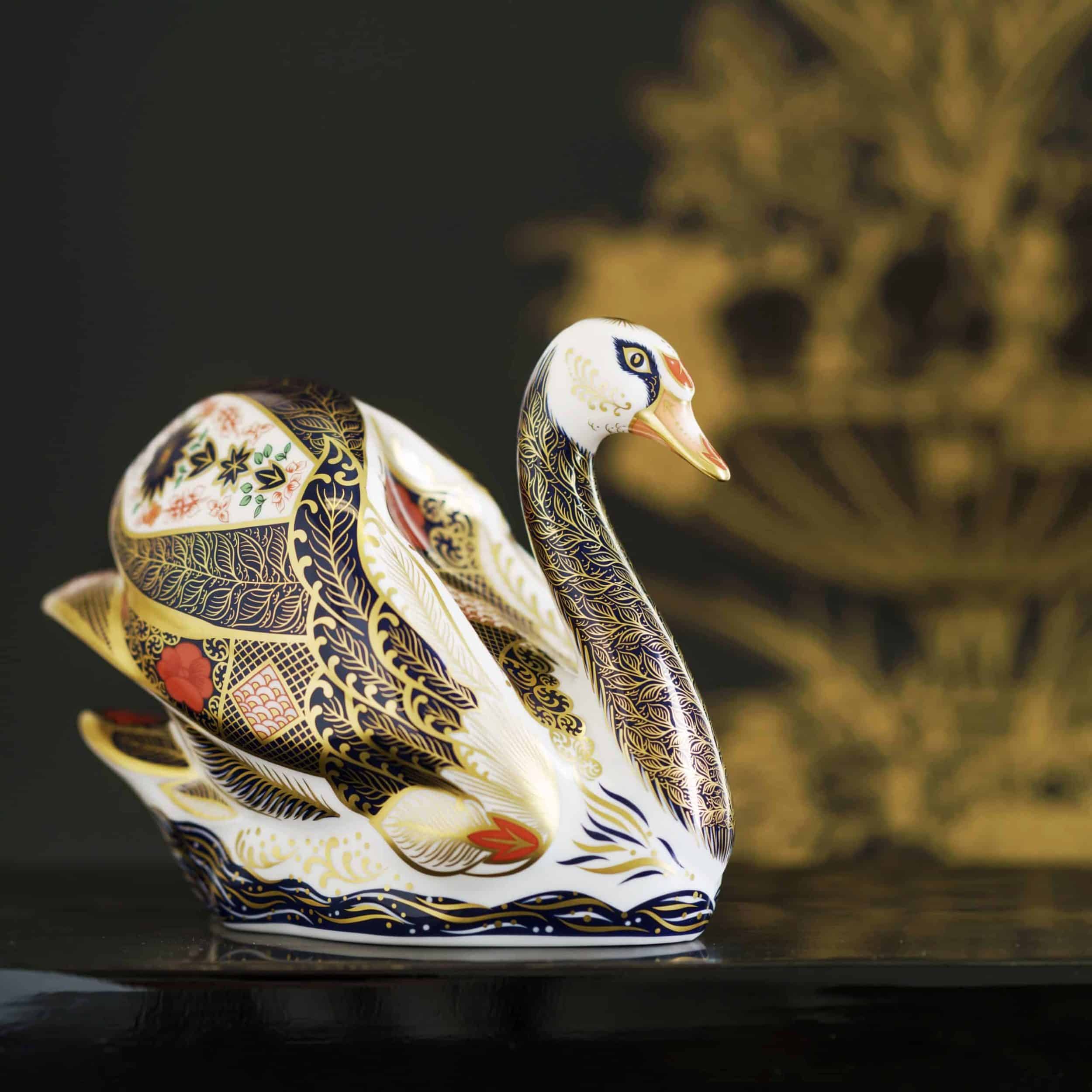 RCD SGB Swan Portrait Side Profile Old Imari Solid Gold Band Swan Paperweight
