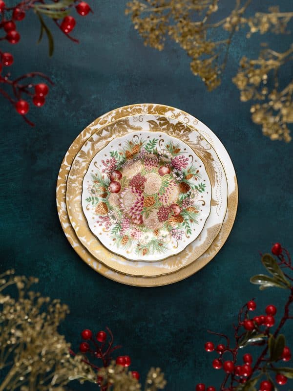 Christmas Holiday Bouquet Accent Plate