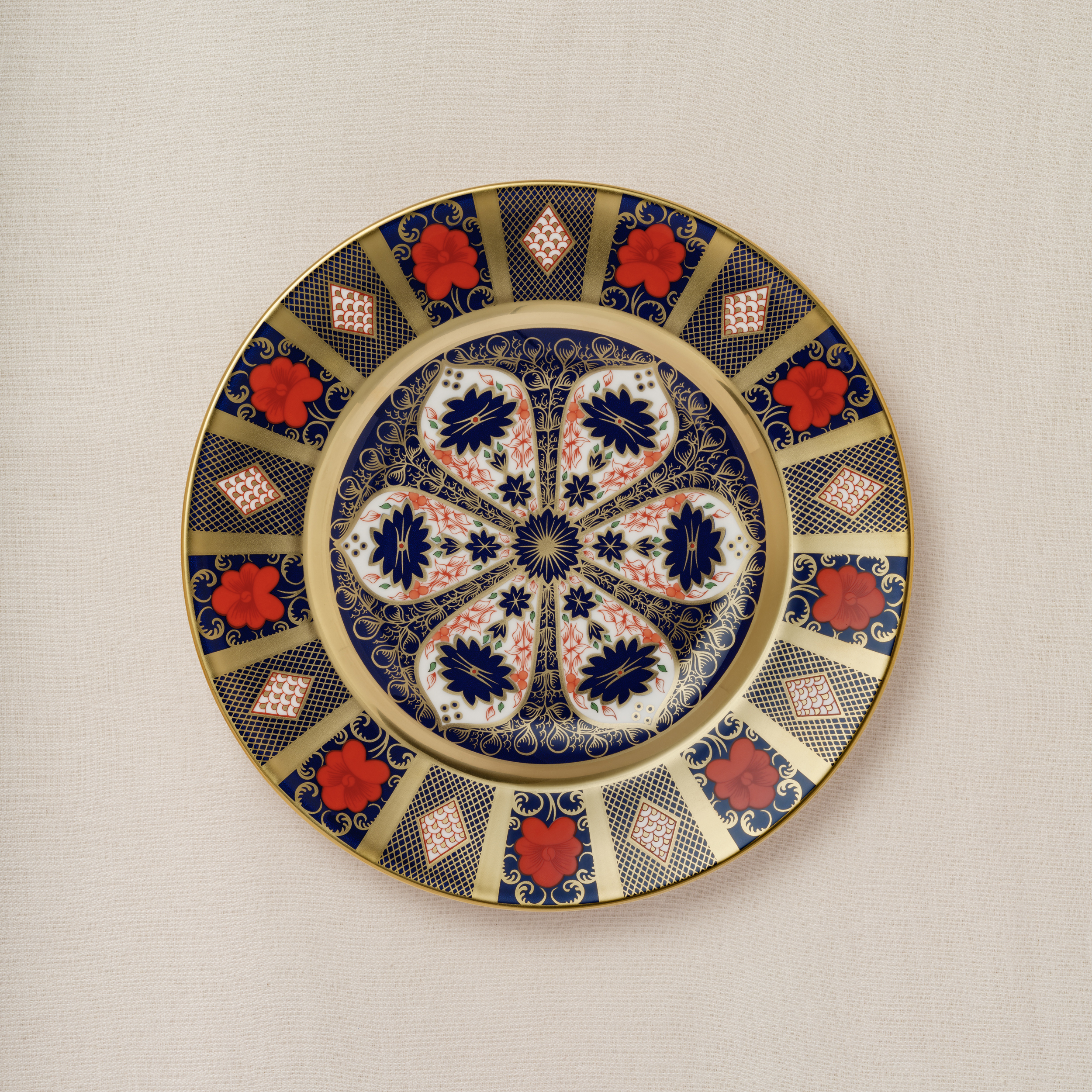Old Imari Solid Gold Band Square