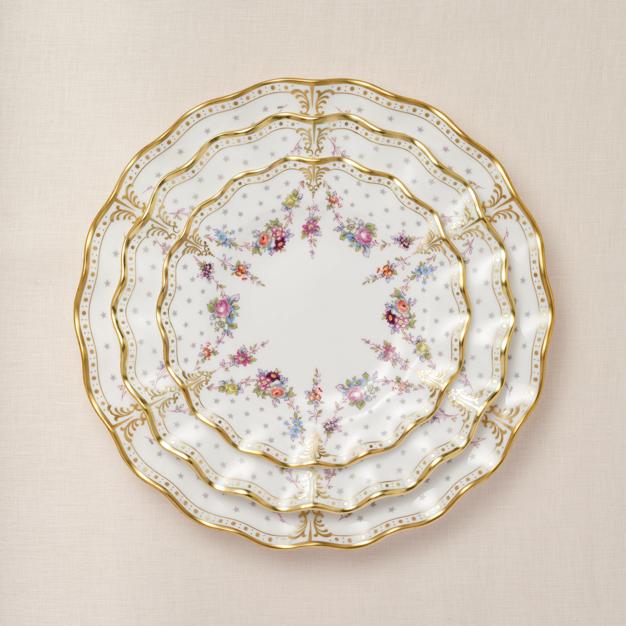 Royal Antoinette (3) Square