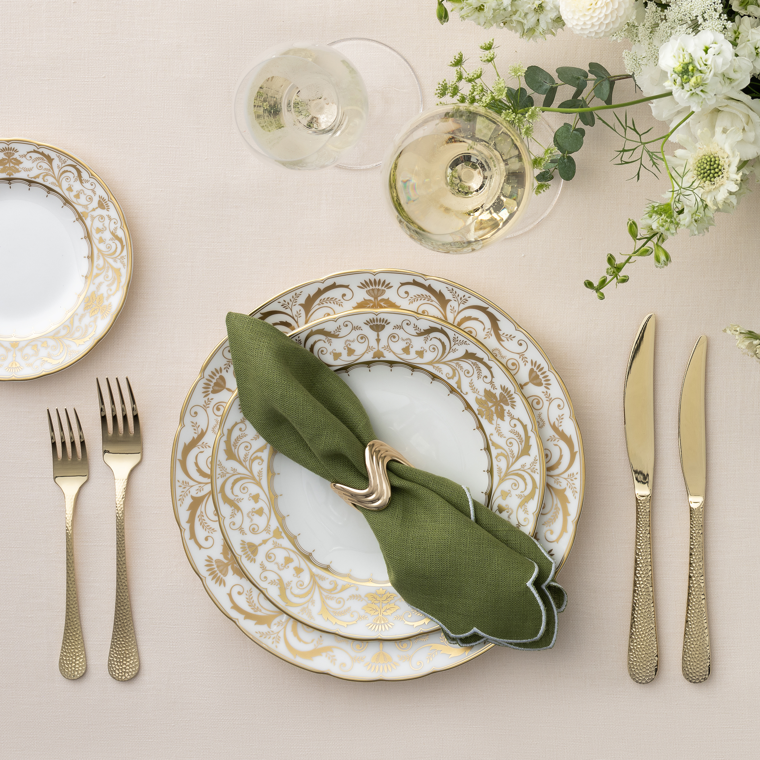 Darley Abbey White_Lifestyle (8)